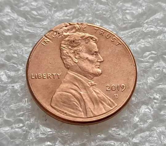 Купити (8205 ря) 1 цент 2019 D США (з дефектом)