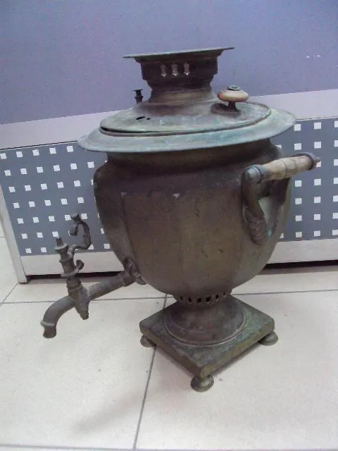 Самовар чашей Ермилова ваза с гранями латунь высота 39 см №11835 Недорого