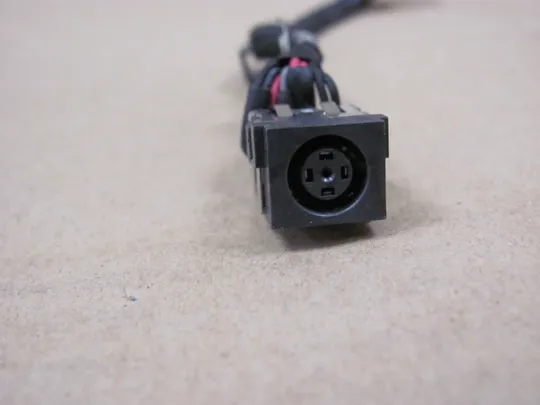 Купити номер0981-4 роз&#039;єм живлення 0MH9GW DC30100VG00  для Dell Precision 7510 P53F 7520 оригінал