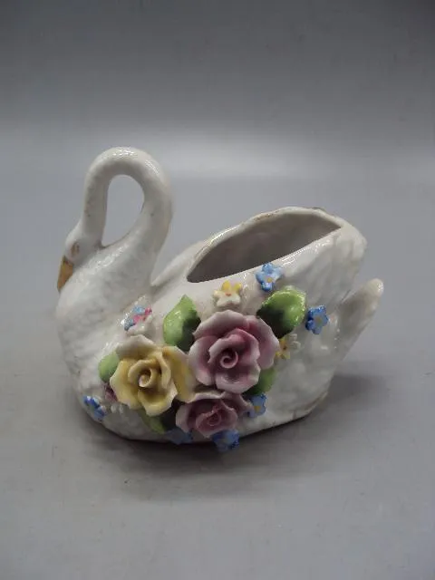 Карандашница фарфор Германия Martinroda лебедь и цветы розы фигура высота 9,2 см под реставрацию №37 Ціна