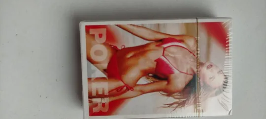 Игральные карты Девушки запечатанные vk364 З аукціону