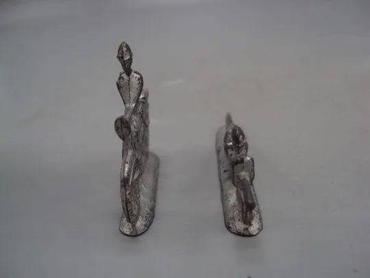 Детские игрушки фигурки солдатики оловянные пулеметчик и мотоциклист металл ссср лот 2 шт №15371 Інтернет-аукціон