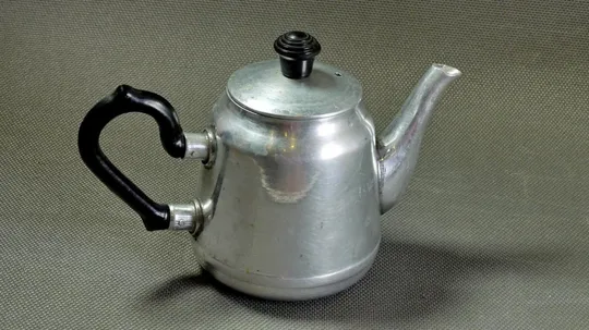 Чайник заварочный алюминий металл БУ чайник для заварки металевий Характеристики