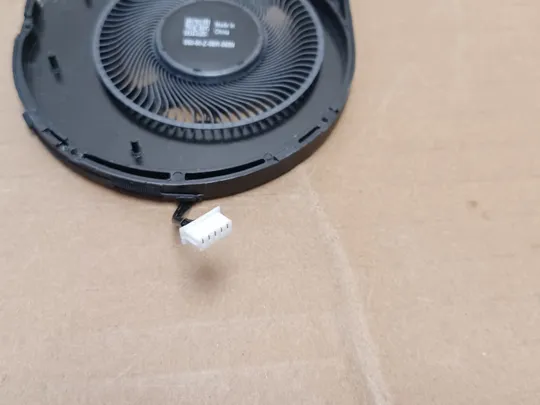 номер1042-10 Вентилятор кулер FAN BAPA0806R5H для Lenovo ThinkPad T14 Gen 1 2 T490 T495 оригінал З аукціону