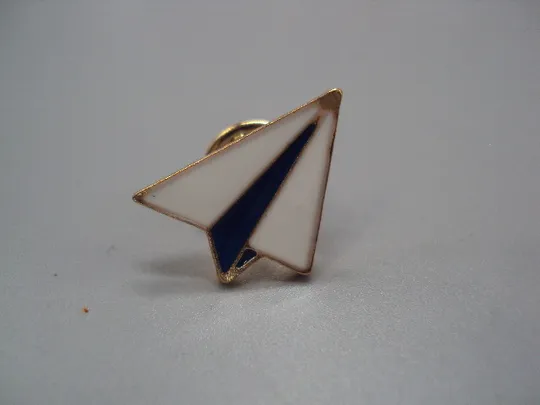 Купити Значок пін лист літак паперовий літачок знак брошка №18429