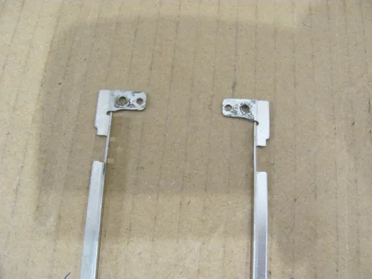 495-9 кріплення BA61-01345A для SAMSUNG RV511 RV515 RV520 оригінал З аукціону