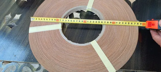 Купити Крайка паперова мебельна з клеєм 20 мм , одним лотом.