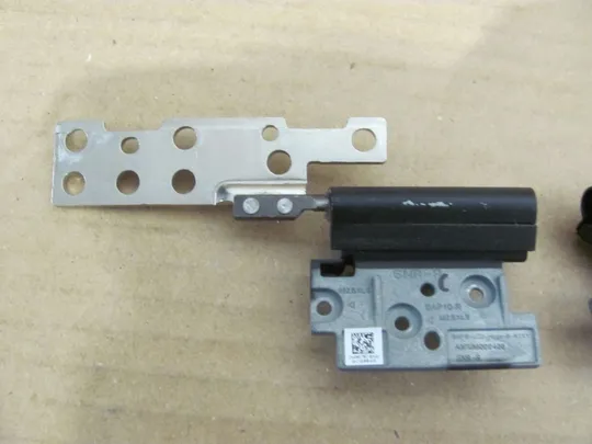 577-8 петлі 0MXTRC для DELL Alienware 15 R3 оригінал З аукціону