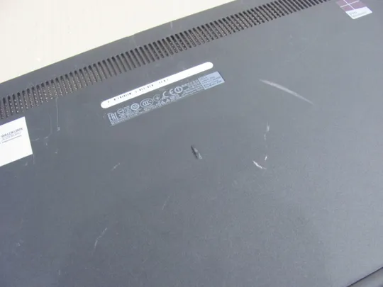 номер0022-18  сервісна кришка,Сервісна кришка для ноутбука,Корпус,Дно,Панель доступу,Кришка доступу,service cover AP14E000300 0RCM3T для Dell Latitude  3550 E3550  оригінал З аукціону