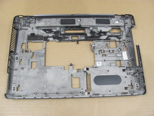 Купити 798-1 Кришка дно піддон корпуса AM0TJ000400 734279-001  для HP Zbook 15 G2  оригінал