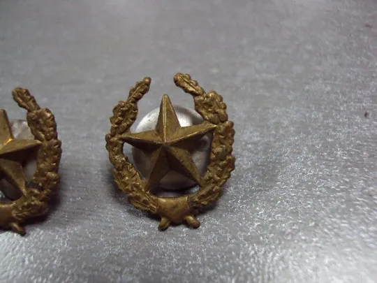 милитария эмблема общевойсковая мотострелковые войска вс ссср размер 18 на 16 мм винт лот 2 шт №2522 Інтернет-аукціон