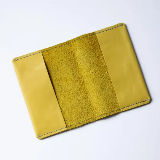 Купити Обкладинка для паспорта &quot;I&#039;m Ukrainian&quot;,жовта з посрібленням,блакитна нитка.