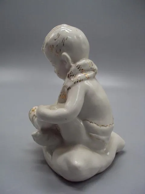 Фигура фарфор статуэтка ПЗ Песочное мальчик с полотенцем ребенок вытирает ноги высота 14,8 см №14461 Інтернет-аукціон