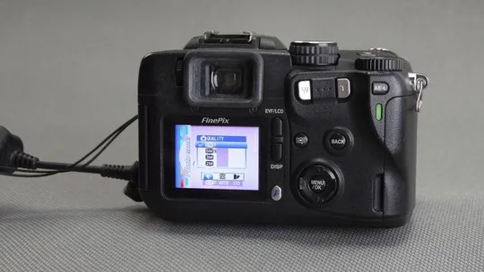 цифровой фотоаппарат FujiFilm Finepix S20Pro 6.0Mpix Недорого
