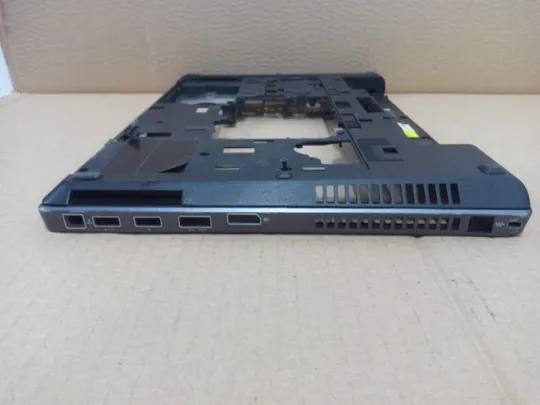 номер0336-8 Кришка дно піддон корпуса 652649-001 для HP 8560W 8570W нижня кришка Bottom корито нижня частина корпусу оригінал Інтернет-аукціон