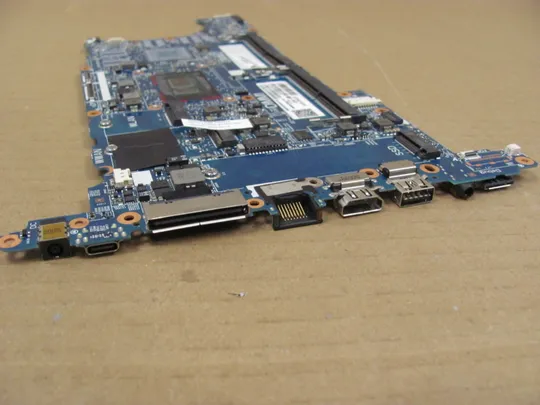 829-26 материнська плата I5-8350U  L15518-601 6050A2945601  для HP ELITEBOOK  840 G5  850 G5 оригінал Де купити