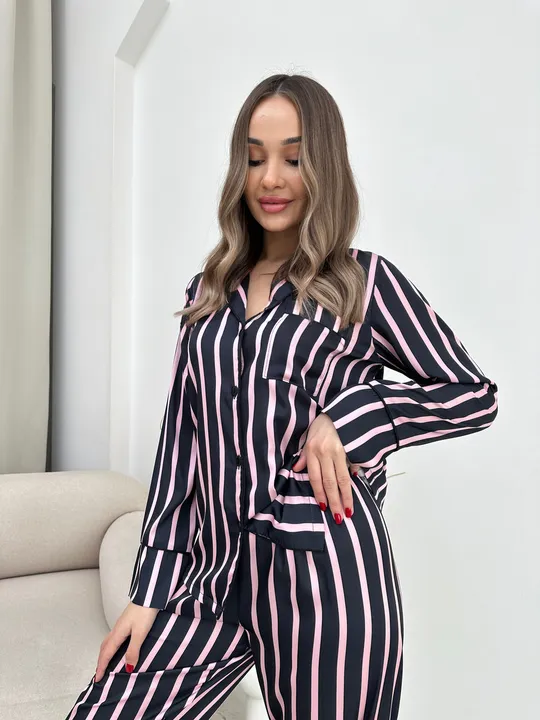 Комплект домашній костюм сорочка і штани Christel 129 шовк Армані в смужку чорний S З аукціону