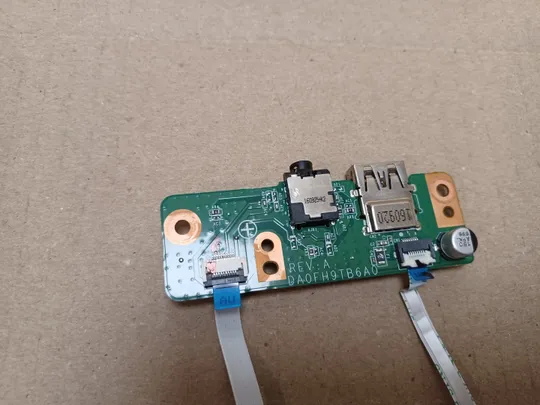 номер1077-13 плата AUDIO USB DA0FH9TB6A0 3LFH9PB0000  для  Fujitsu Lifebook A557 A555 A357  оригінал Інтернет-аукціон