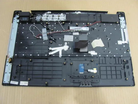 Купити 483-4 Кришка панель палмрест та тачпад клава робоча BA75-02698C для SAMSUNG RF710 RF712 оригінал