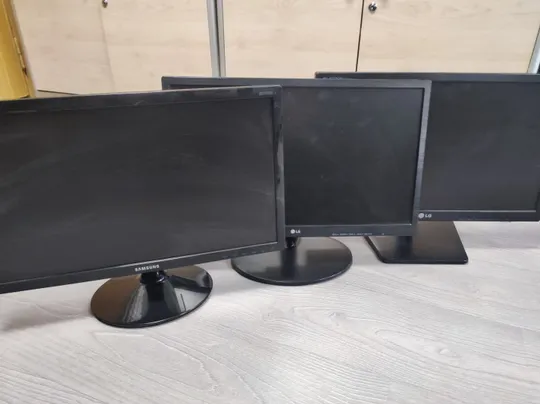 Купити Монітор 21.5&#039;&#039; LG \Samsung