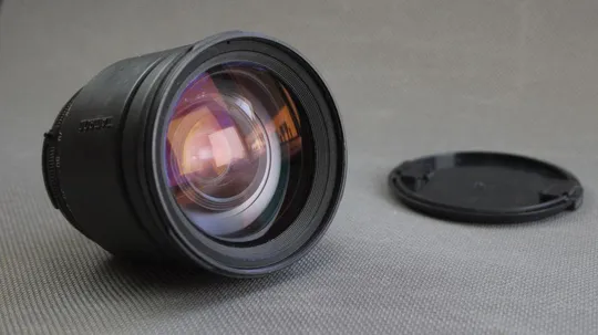 Nikon AF зум объектив Tamron 28-200mm/3.8-5.6 Macro LD Ф72мм Продаж