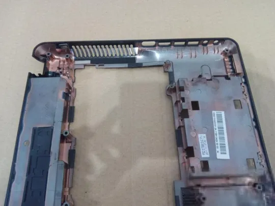 №330-3 Кришка дно піддон корпуса 13N0-YHA0V01 для MEDION X6816 X6815 оригінал З аукціону