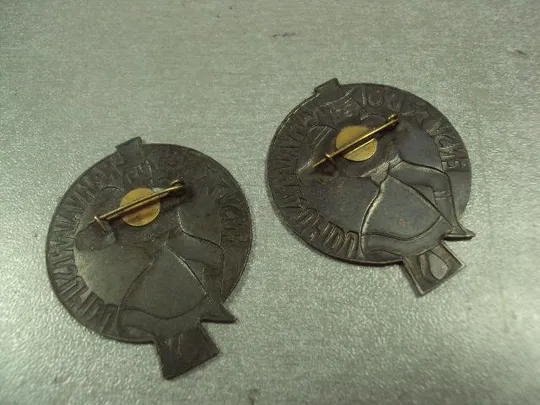 знак эстония фестиваль 1981 ENSV RAHVATANTSUPIDU лот 2 шт  №13444 З аукціону