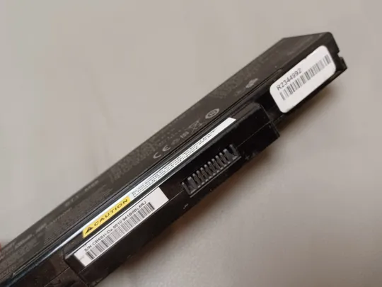 0674 акумулятор BTY-M66 11.1V 58WH  НІМЕЧЧИНА З аукціону