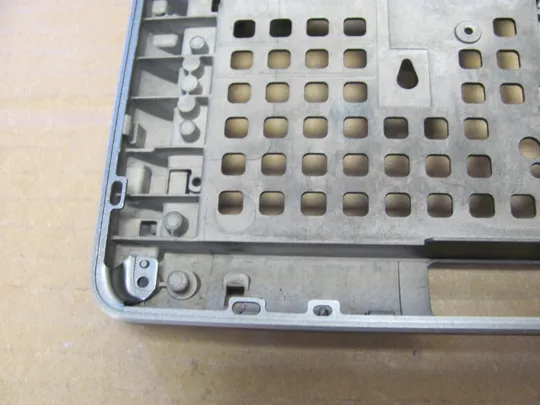 номер0999-3 Кришка дно піддон корпуса Нижний корпус (дно) для ноутбука Низ AM1DJ000401 0HGRKM для Dell Precision 7710 7720 оригінал Інтернет-аукціон