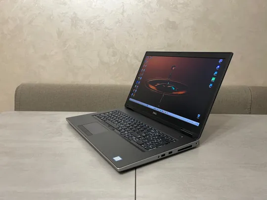 Купити Мобільна робоча станція Dell Precision 7740, 17,3&quot; FHD IPS, i7-9750, 64GB, 1TB SSD, Nvidia Quadro RTX 4000 8GB. Гарантія
