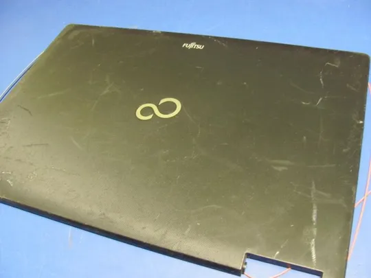 №124-20 кришка матриці для FUJITSU CELSIUS H920 оригінал З аукціону