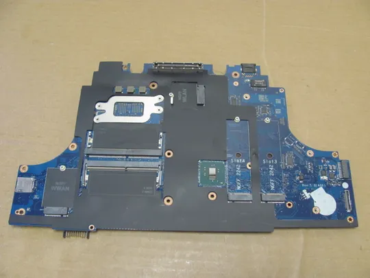 Купити номер1000-10 материнська плата Mainboard Материнка Основна плата Системна плата Плата системи Laptop motherboard мамка ноутбучна плата CAP10 LA-E321P   i7-7820HQ SR32N для Dell Precision 7710 7720 оригінал