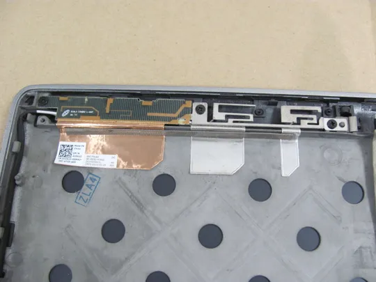 372-31 кришка матриці з петлями і шлейфом  06XGM9 для DELL LATITUDE E6520  оригінал Недорого