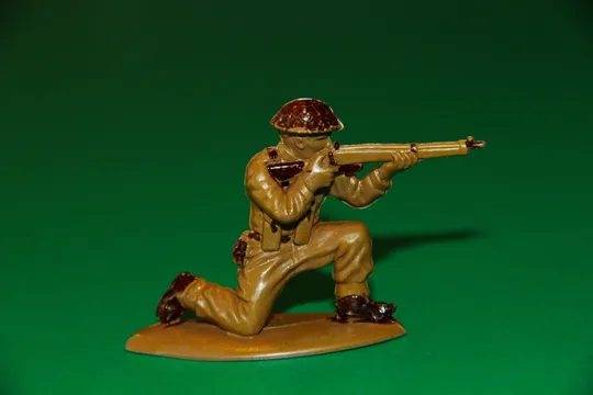 БРИТАНЕЦЬ британський морпіх солдат 54мм MATCHBOX Великобританія Ціна