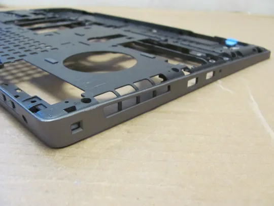 номер0994-1 Кришка дно піддон корпуса Нижний корпус (дно) для ноутбука Низ дно поддон 015CDM 01HVX1 AM26K000502 AM2KA000301 для  Dell Precision 17 7730 7740 M7730 M7740 оригінал З аукціону