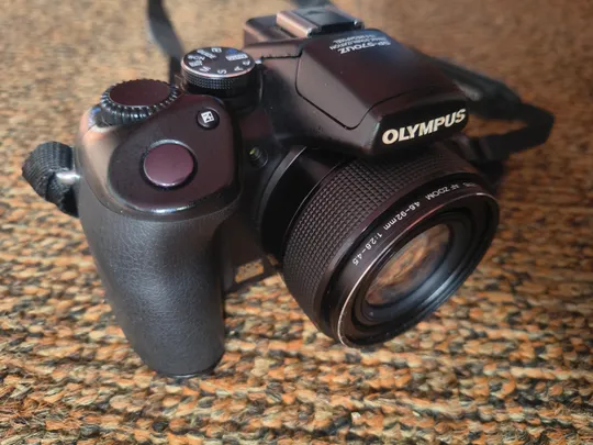 Купити Фотоапарат Olympus SP-570UZ (несправний)