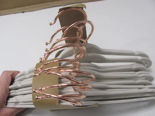 Купити Оксамитова вішалка Badgley Mischka проти ковзання комплект 15шт (14)