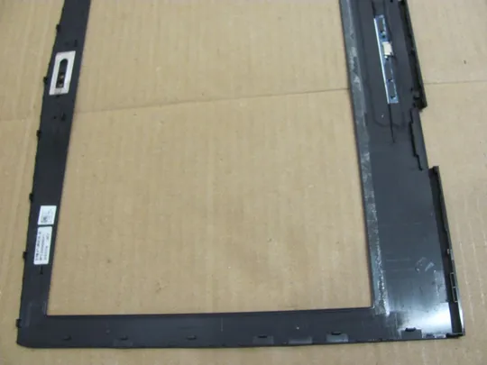 577-4 рамка матриці AP1JM000100 0892VY для DELL Alienware 15 R3 оригінал Недорого