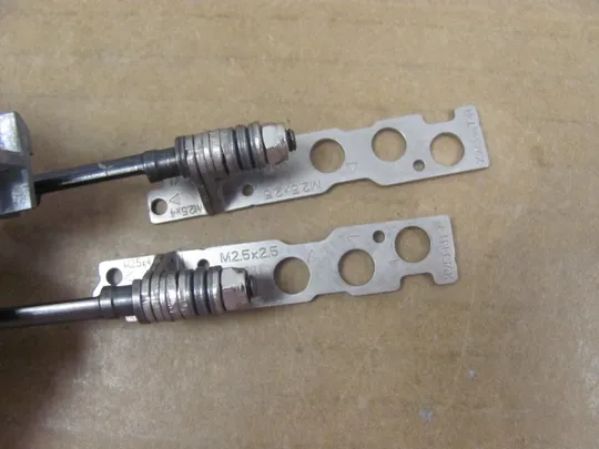 878-18 кріплення петлі  для HP ZBOOK 17 G5 G6  оригінал Інтернет-аукціон