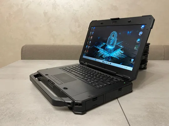 Купити Захищений ноутбук Dell 5424 Rugged, 14" FHD IPS, i7-8650U, 32GB, 1TB, Radeon RX 540 4GB. Гарантія