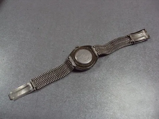 Наручные часы Cornavin Корнавин 17 камней с красным циферблатом Марлин с браслетом длина 21см №12062 Недорого