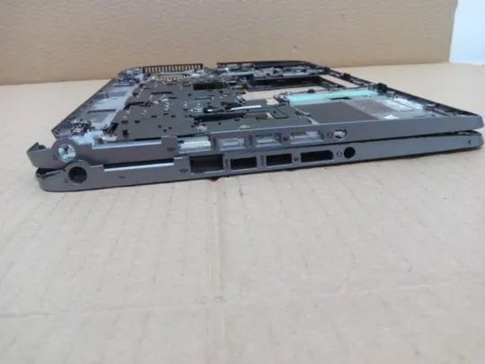 355-6 панель палмрест 6070B0676601 730964-001 для HP 740, 745, 840 G1 оригінал З аукціону