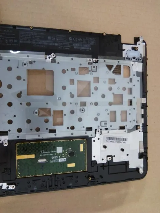 номер0134-12 панель палмрест та тачпад EAR680030D0 36R68TATPC0 для HP Pavilion 17 17-E оригінал З аукціону