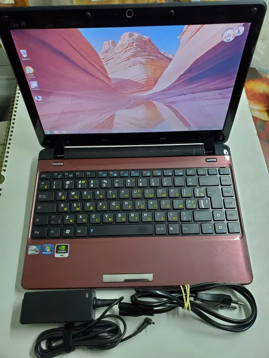 Нетбук ASUS Eee PC 1201NL 12" Intel N270 (1.6 ГГц) / RAM 3 ГБ / HDD 250 ГБ Ціна