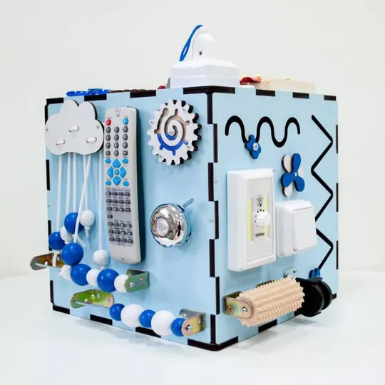 Бизикуб 30x30x30см, 33 элемента, Голубой (Развивающий бизиборд для детей) З аукціону