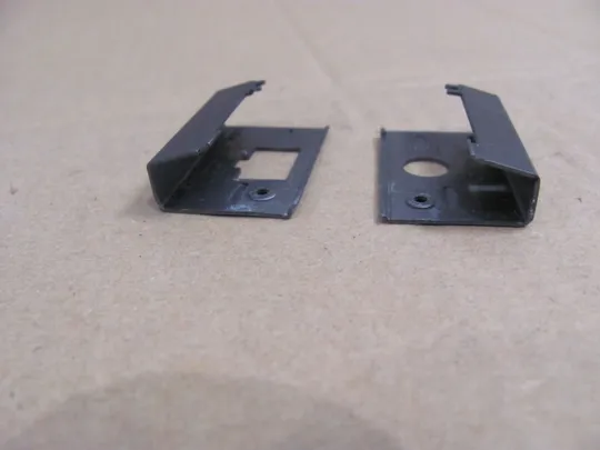 584-20 заглушки петель  для Dell  LATITUDE E5570 оригінал З аукціону