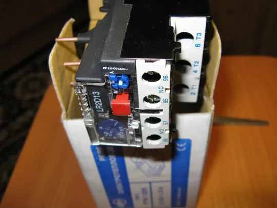 Реле електротеплове ИЭК РТИ-1305 нове в упаковці Де купити