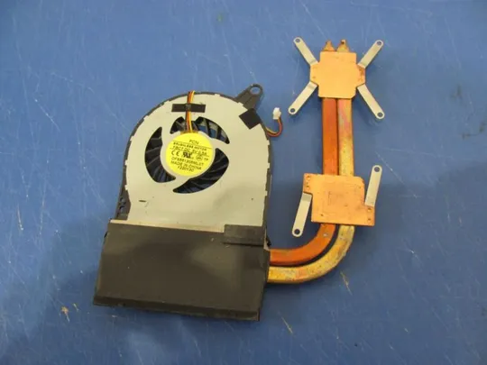 №139-18 Система охолодження 13N0-7NA0M01 13N0-7NA0M03 для ACER P273 BA70 E1-731 E1-771 E1-772 V3-771G V3-731 E1-772 оригінал Ціна