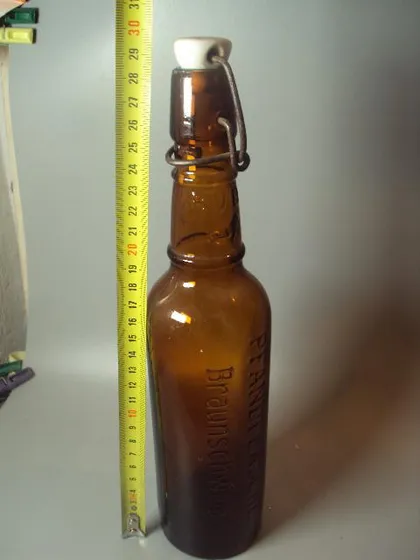 фото, бутылка пивная pfandflasche braunschweig dortmunder union bier с фарфоровой пробкой 0,5 л (№ 478)