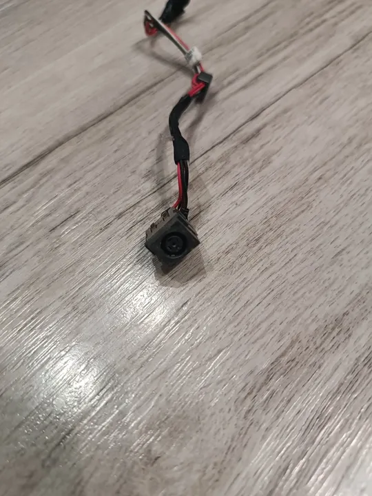 Роз&#039;єм живлення для ноутбука Dell Inspiron 15 (3521 3531 3537 5521 5535 5537) Ціна